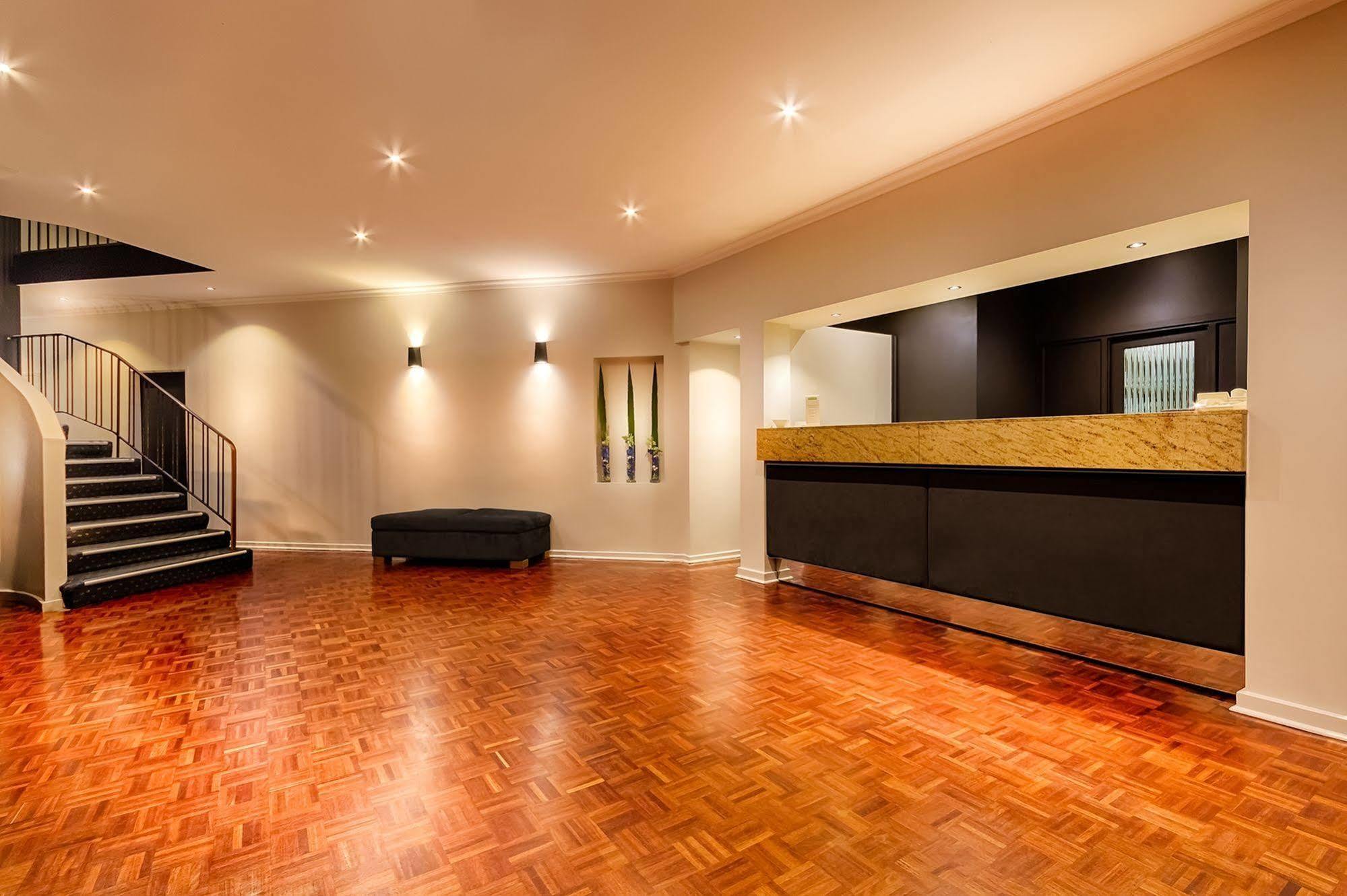 Crest On Barkly Serviced Apartments Мелбърн Екстериор снимка