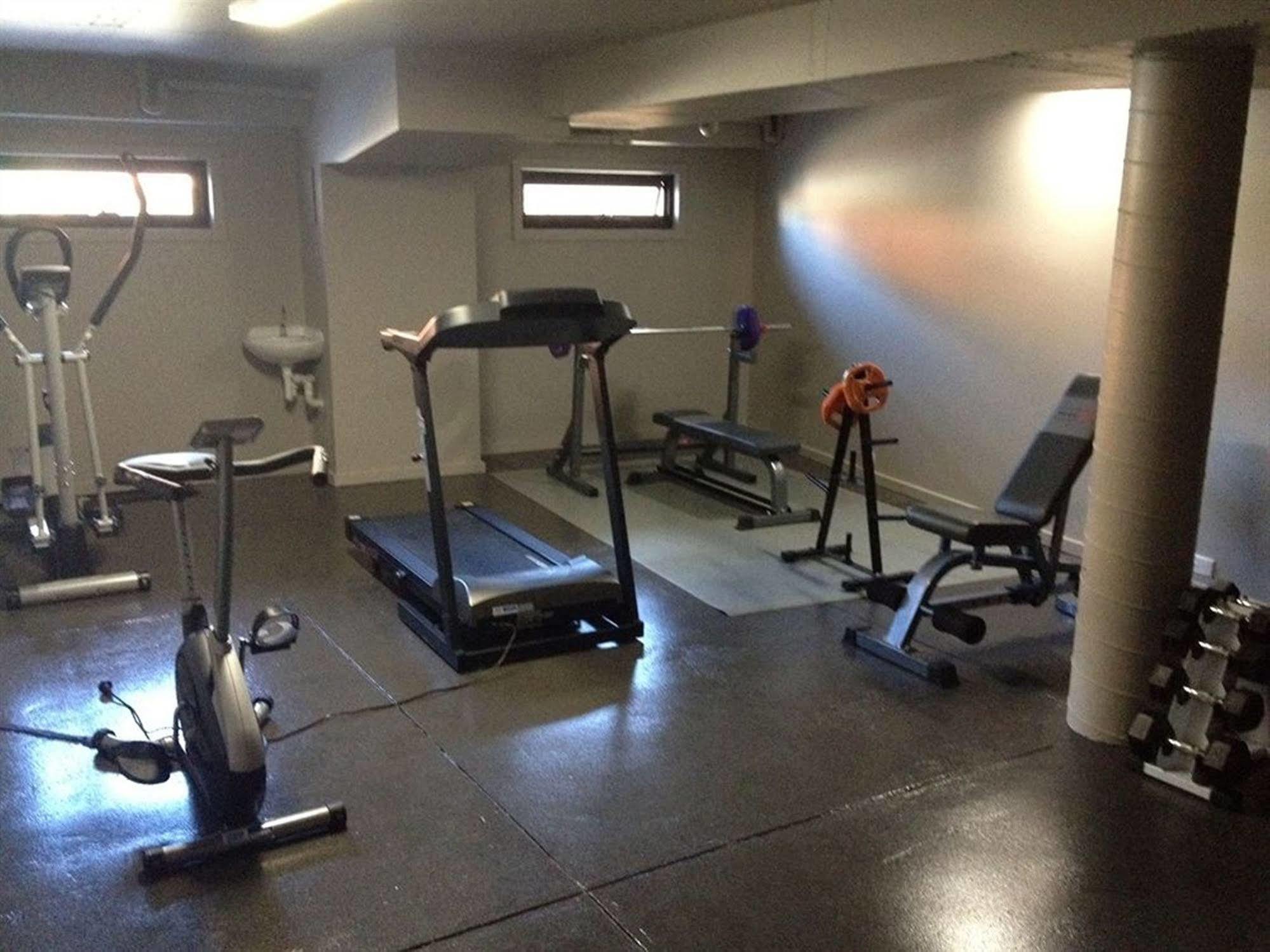 Crest On Barkly Serviced Apartments Мелбърн Екстериор снимка